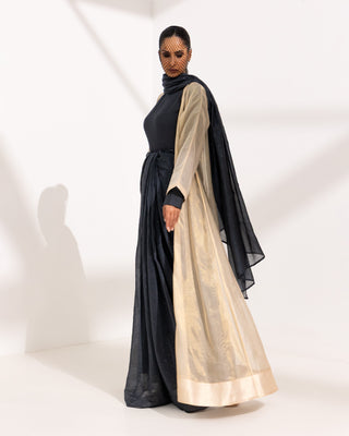 Prayer in Motion (Look 08) — side view
