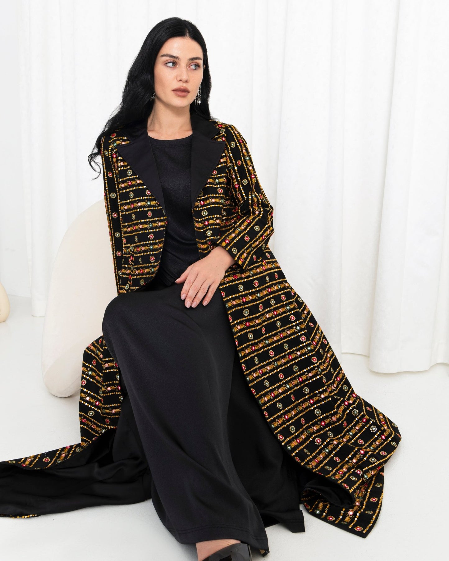 Aswad Zahab Abaya - fashion by shehna